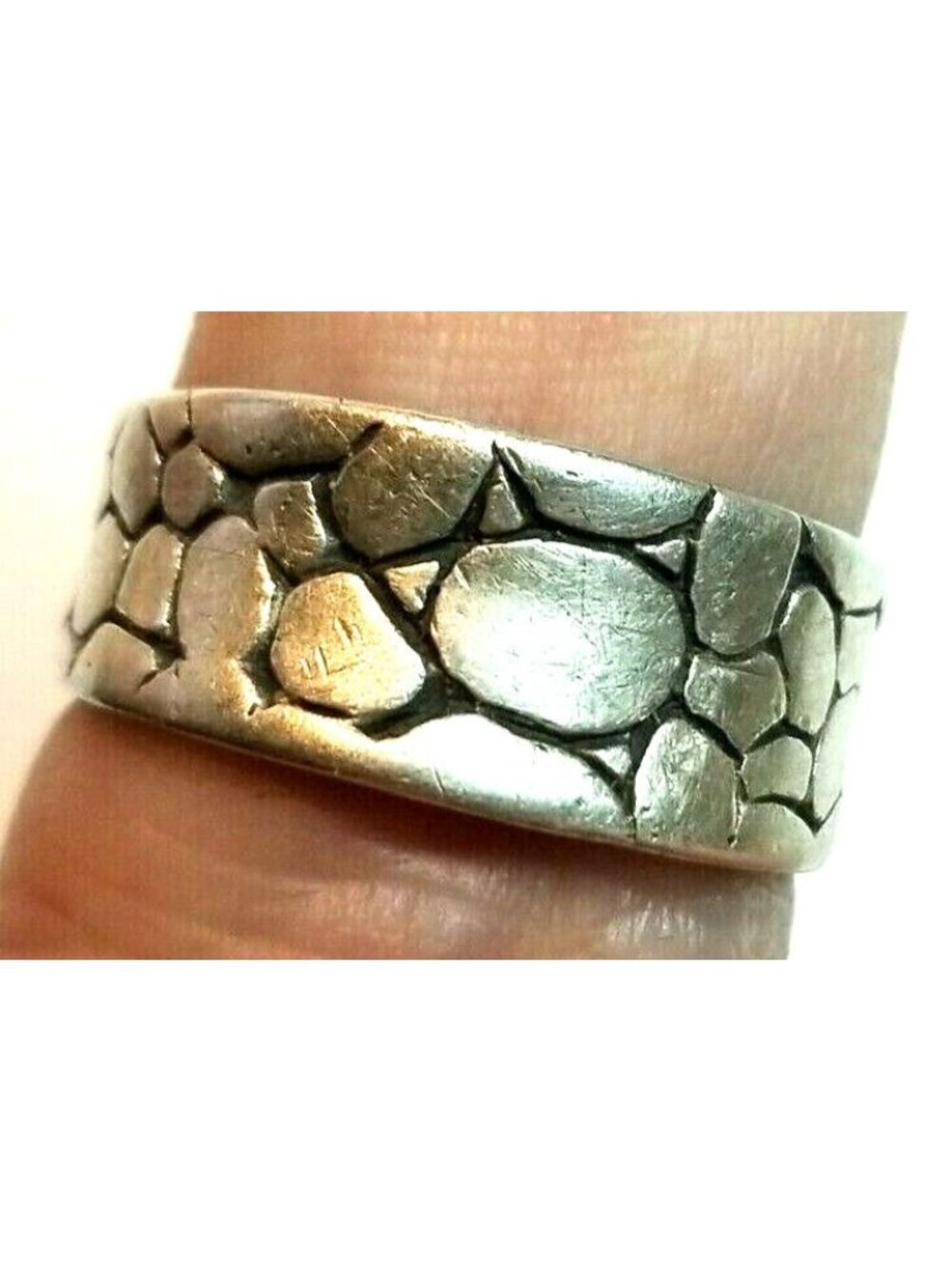 925 Sterling Silver Ring  Sz 7 3/4 Pebble Etched Imprinted Band Vtg Signed #RB7